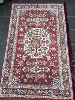 オリエンタルデザイン ラグ 赤色