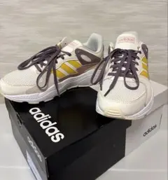 adidas ホワイトスニーカー　23.0cm 一度使用