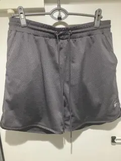 LE SSERAFIM ダブルレイヤーショーツ パンツ 黒 XLサイズ - メルカリ
