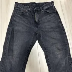 UNIQLO レギュラーフィットジーンズ