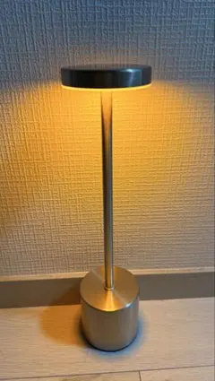 【未開封】テーブルライト 間接照明 充電式 ３色 USB 読書灯　デスクランプ