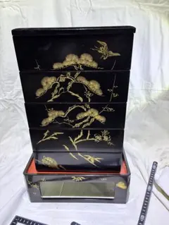 蒔絵 重箱 五段 黒漆 内朱 松竹鶴亀図 漆器 正月 和食器 古道具