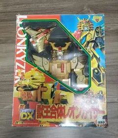 DX 獣王合体レオンカイザー 未使用 Amazon.co.jp: レアタカラ 黄金勇者ゴルドラン DX 獣王合体