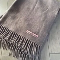 Acne Studios ベージュマフラーのサムネイル