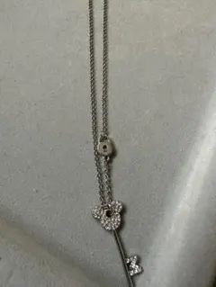 Disney ハート型の鍵ネックレス