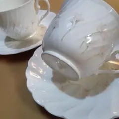 Noritake　花柄ティーカップ・ソーサーセット　２セット