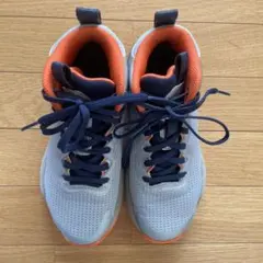 【美品】ミニバス　23cm ASICS バスケットボールシューズ ジュニアのサムネイル