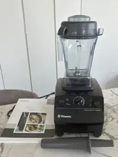 5月絶賛値引き中‼️ 【美品】Vitamix バイタミックス VM0111 レッド