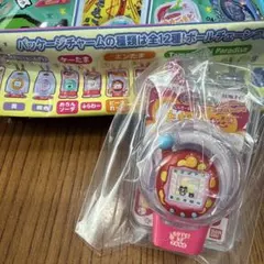 BANDAI たまごっち 赤 ボールチェーン付き