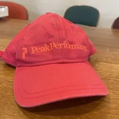 Peak Performance SHADE CAP ピンク L/XLのサムネイル