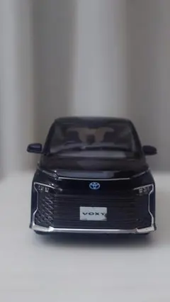 TOYOTA VOXY カラーサンプルミニカー ブラックのサムネイル
