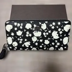 未使用品　コーチ　長財布