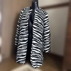 Agnès b. モノクロアニマルプリント コート - メルカリ