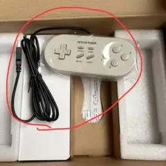 サイバーガジェット　レトロフリーク　Amazon限定カラー　コントローラー