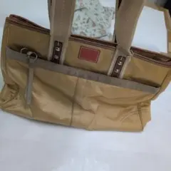 #20 COACH　トートバッグ・袖付きニットストール付き