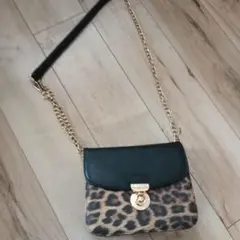 レオパード柄ショルダーバッグ