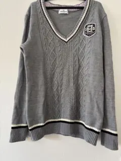 マンシングウェア　グレー Vネックセーター