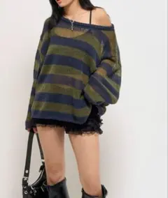 WHO’S WHO gallery ボーダーワンショルダーニット グリーン 美品のサムネイル