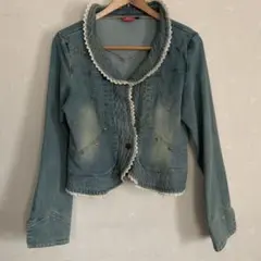 スタッズ　デニムジャケット フリル付き襟　ショート丈　ライトブルー　ダメージ加工