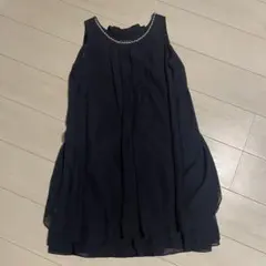 アプレジュール　ノースリーブワンピース