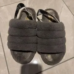 2026年最新】ugg ファーサンダル グレーの人気アイテム - メルカリ