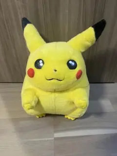 新品未開封　希少　ピカチュウ 等身大ぬいぐるみ　おしゃべり貯金箱 希少 ピカチュウ 等身大ぬいぐるみ おしゃべり貯金箱 カール