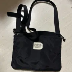 FREDRIK PACKERS サコッシュ ショルダーバッグ　ブラック