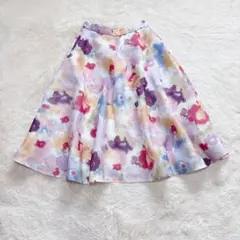 マーキュリーデュオ 水彩花柄フレアスカート タック入り ミモレ丈 裏地付き 上品のサムネイル
