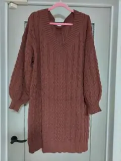 大きいサイズ　3XL　SHEIN　シーイン　ケーブルニット ワンピース　Vネック