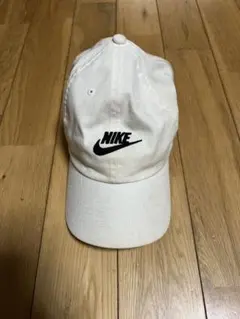 Nike ロゴ キャップ ホワイト