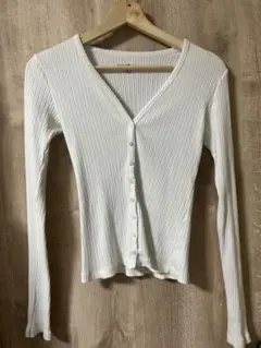 M*h様 Brandy Melville 白 ホワイト カーディガン リブ編みのサムネイル
