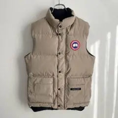 2025年最新】カナダグース ベスト ベージュの人気アイテム - メルカリ