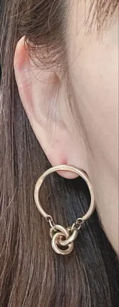 ピアス