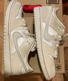 Nike SB Dunk Low PRM CITY OF LOVE 27.5