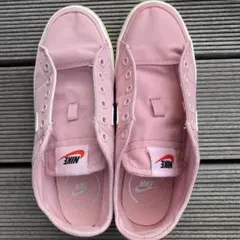 ナイキ コートレガシー キャンバス生地 コンバース