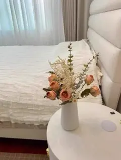 ホワイトセラミック花瓶