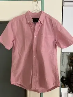 Hurley 半袖シャツ ピンク　Mサイズ相当　中古美品のサムネイル