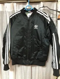 アディダス　adidas ハティ・ステュワート　Mサイズ　ボンバージャケットのサムネイル