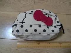 Hello Kitty ドット柄ポーチ