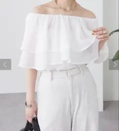mystic シアーフリルオフショルブラウス