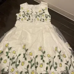 美品 ♡ cherry an フラワー刺繍ワンピース