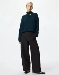 ユニクロ　ジャージーバレルレッグパンツ　ブラック　S