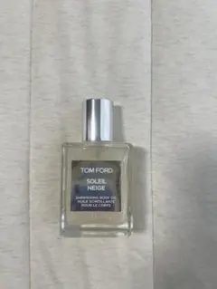 トムフォードビューティ ソレイユネージュ シマリングボディオイル
