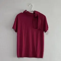 UNTITLEDリボンベルト付き ハイネック半袖ニット マゼンタ ワインレッド