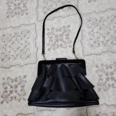 ブラックフリルバック