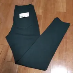 UNIQLO スキニーパンツ