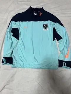 NIKE　ナイキ　NFTB ピステ ナイロン プルオーバー 長袖