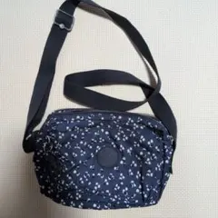 Kipling ショルダーバッグ ネイビー 総柄