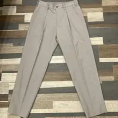 【無印良品】シワになりにくいストレッチワンタックパンツ　美品のサムネイル