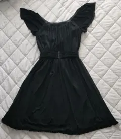 ブラック フレアスリーブ ワンピース ひざ丈 黒 COMME CA ISM